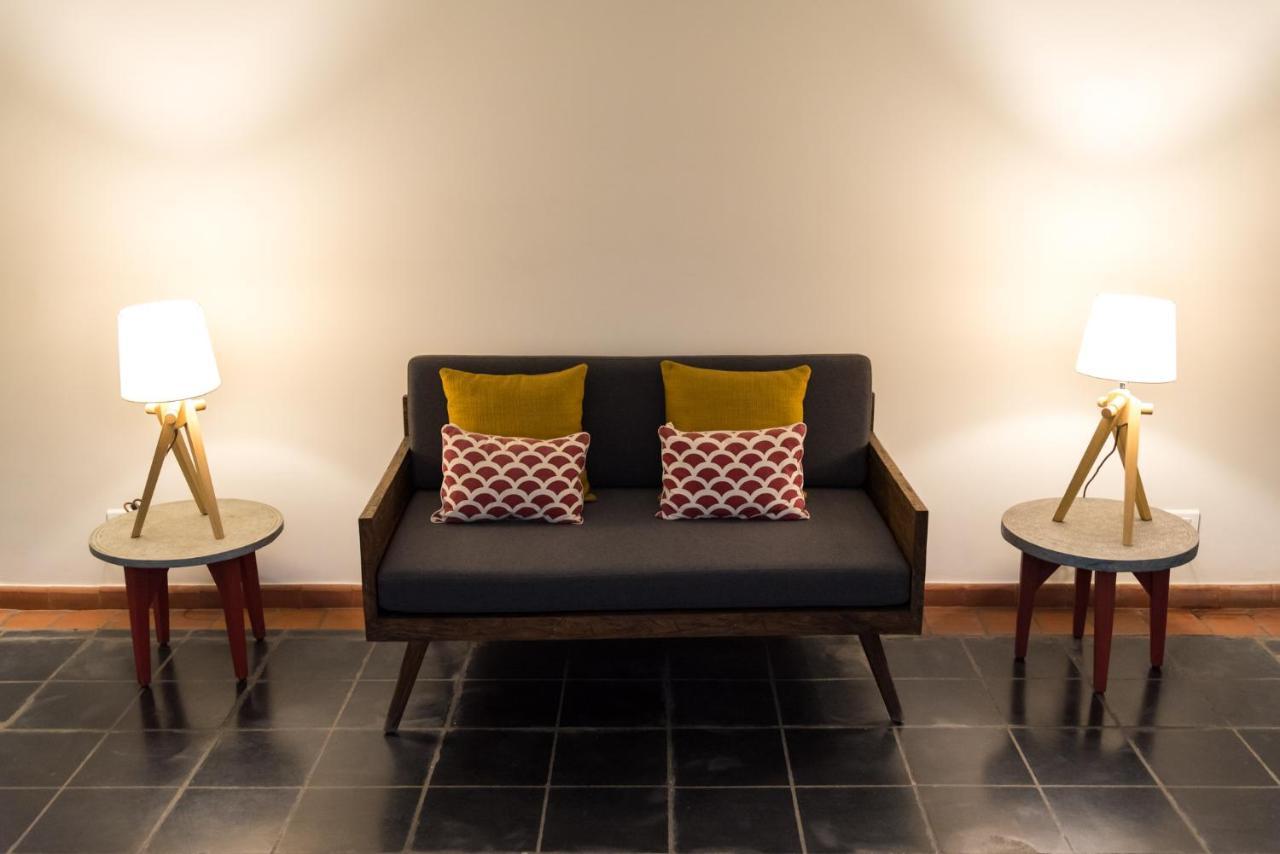Hotel Roadhouse, Thamel, Kathmandu- Contemporary Boutique Buitenkant foto