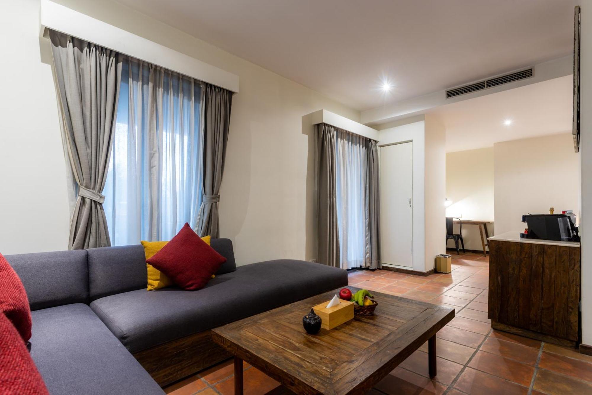 Hotel Roadhouse, Thamel, Kathmandu- Contemporary Boutique Buitenkant foto
