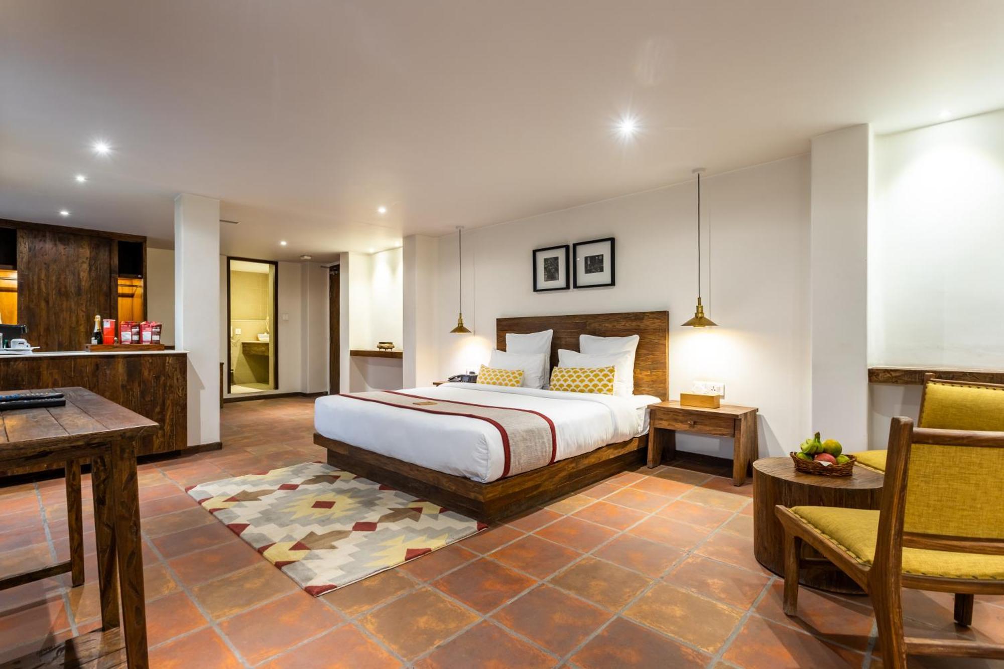 Hotel Roadhouse, Thamel, Kathmandu- Contemporary Boutique Buitenkant foto